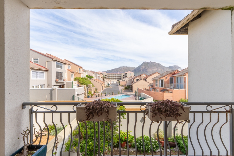 2 Bedroom Property for Sale in Muizenberg Western Cape